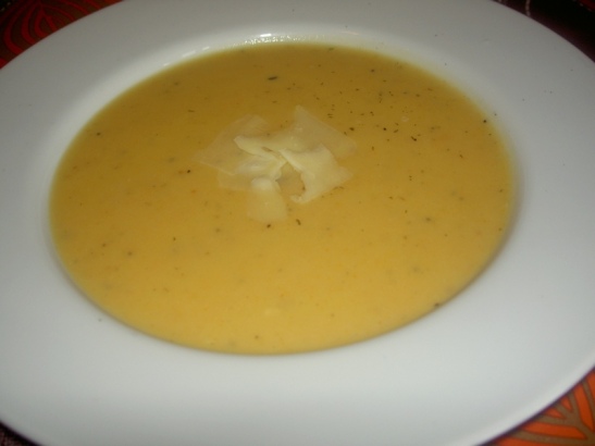 Supa de usturoi (Soupe a l'ail) 001